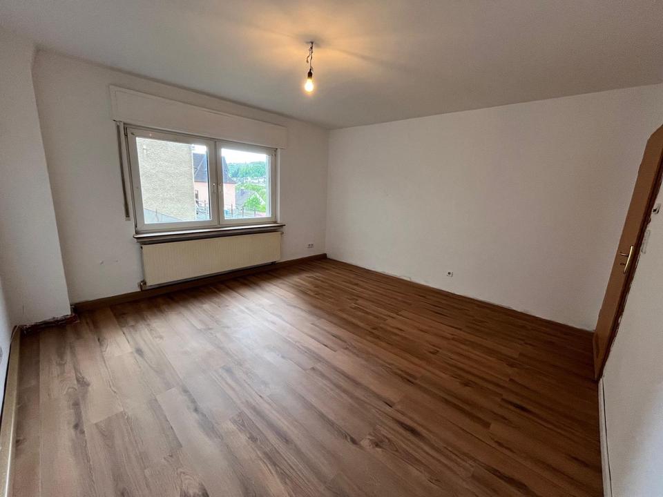Thumbnail-Wunderschöne renovierte 2 Zimmerwohnung in Werdohl zu vermieten