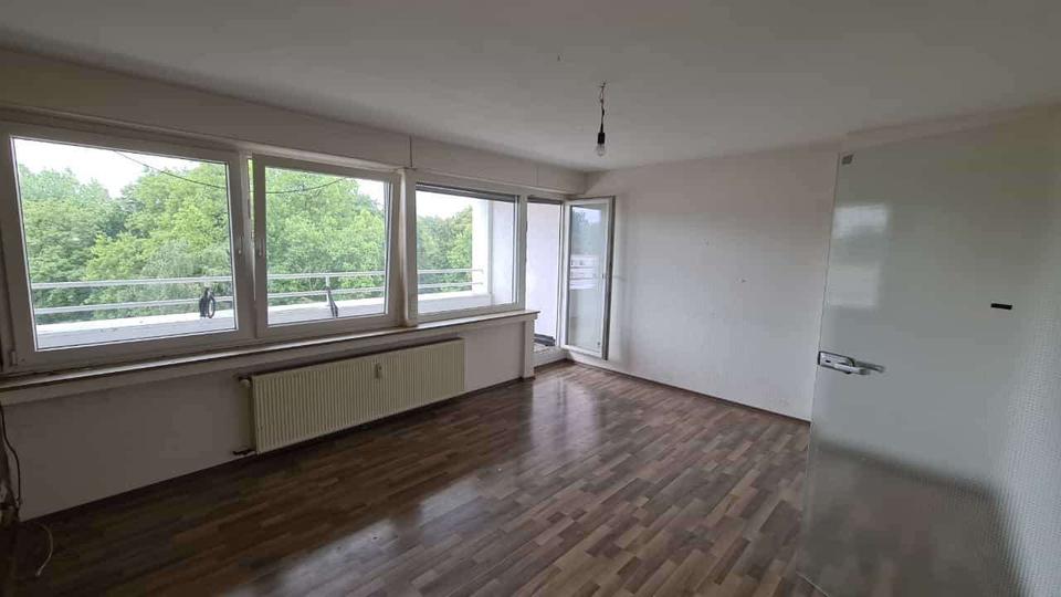 Thumbnail-Zentral gelegene 4-Zimmer Dachgeschosswohnung mit Balkon in Marl-Hüls zu vermieten