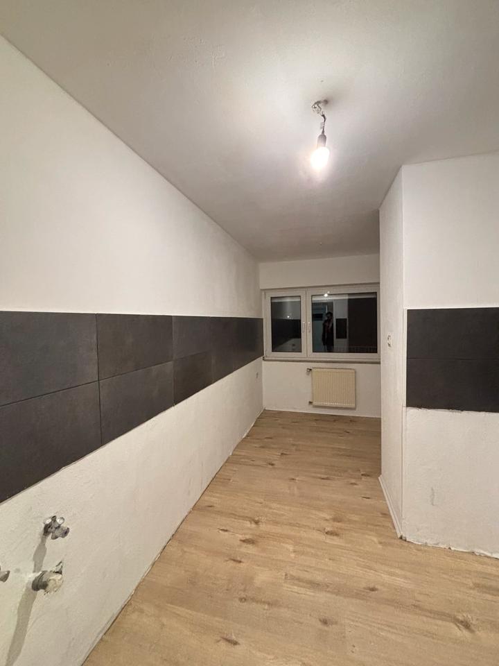 Thumbnail-6 Zimmer Wohnung renoviert in Düren: 7 min. bis Kaiserplatz!