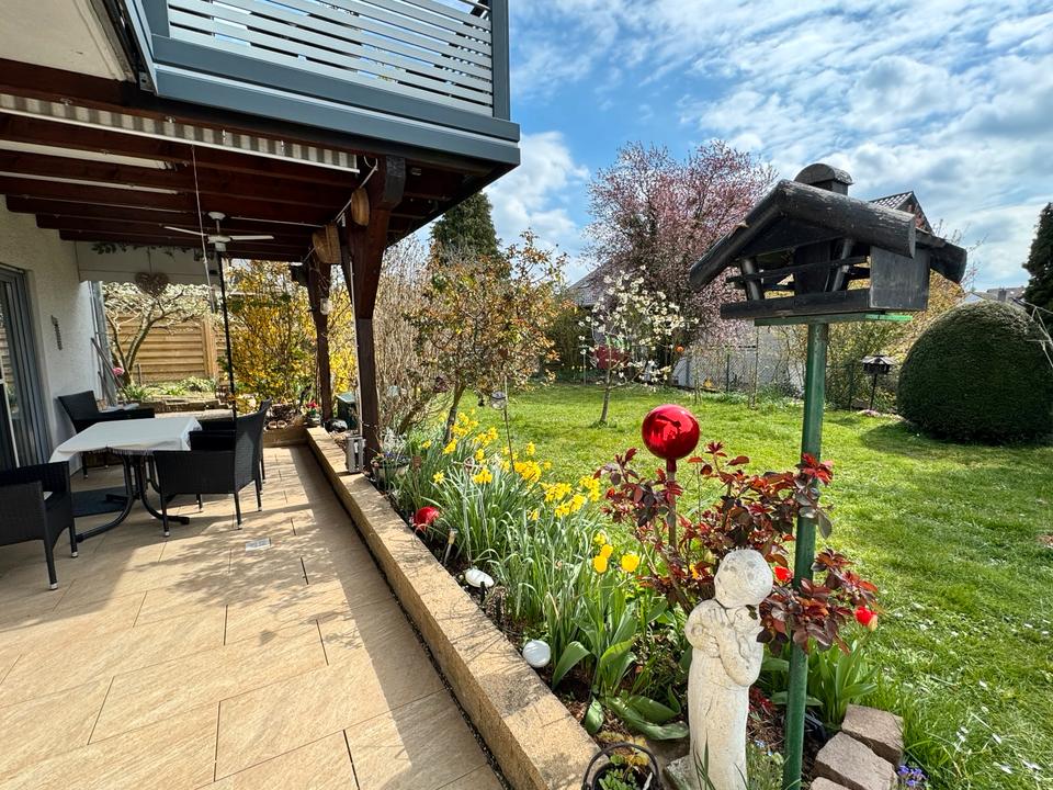 Thumbnail-Schöne 2 Zimmer Einliegerwohnung mit Einbauküche und Terrasse