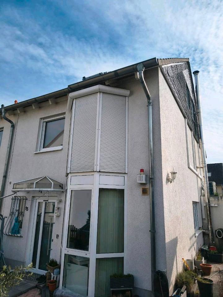 Thumbnail-Reiheneckhaus in Hochheim (Südstadt)