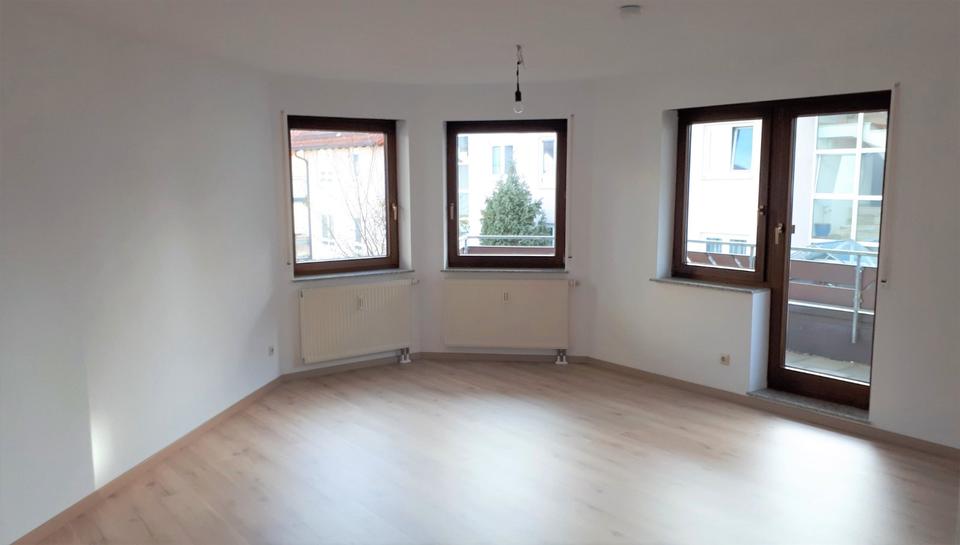 Thumbnail-1-Zimmer-Wohnung mit Küche und TG-Stellplatz (frei ab 01.07.2026)