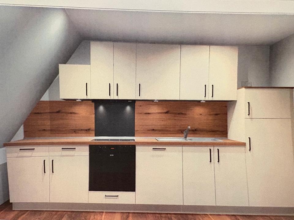 Thumbnail-Mietwohnung (OG) im Zentrum Ihrhove *komplett renoviertsaniert*