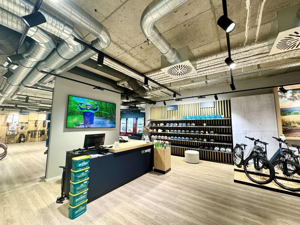 Thumbnail-Kernsaniert & Repräsentativ: barrierefreie Gewerbeeinheit nahe Hauptbahnhof und Altstadt