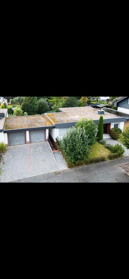 Thumbnail-Haus am Erdgeschoss mit großem Garten