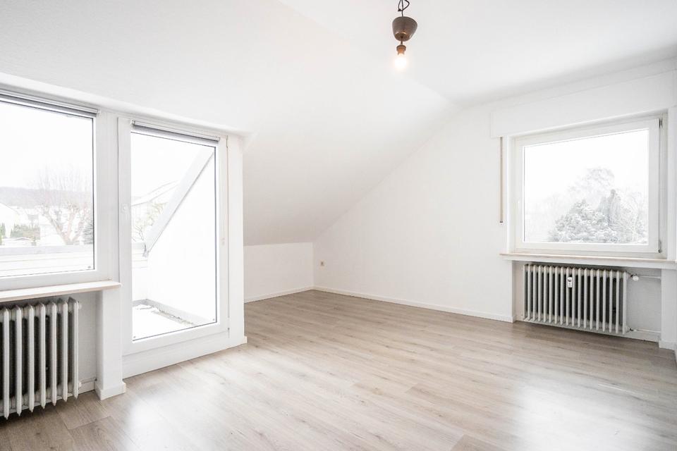 Thumbnail-Helle 2-Zimmer-Wohnung (63m²) mit Loggia in guter Lage
