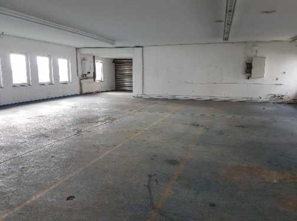 Thumbnail-Lagerhalle zu vermieten