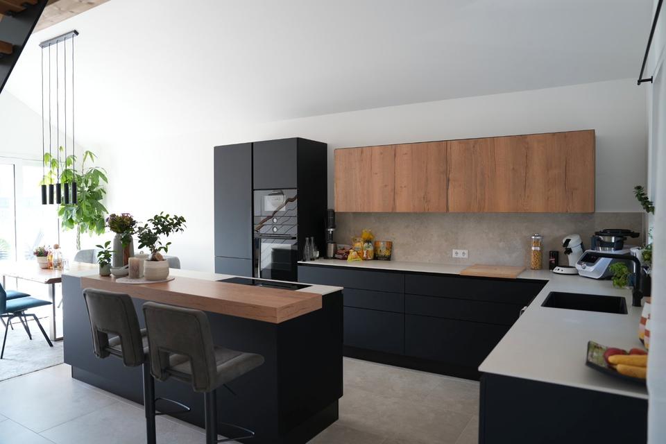 Thumbnail-Moderne 5 Zimmer Erdgeschosswohnung in Hittistetten