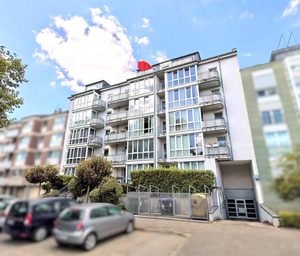 Thumbnail-1,5 Zimmer-Dachgeschoss-Wohnung in Düsseldorf Eller