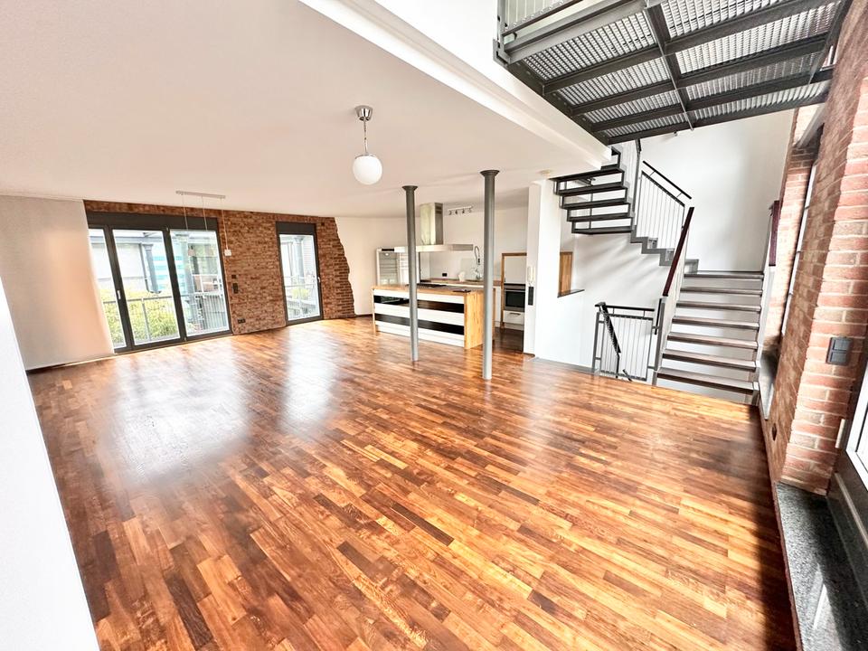 Thumbnail-Schöne große 2,5 Zimmer Gallerie Wohnung mit Dachterrasse im Schlachthof Offenbach