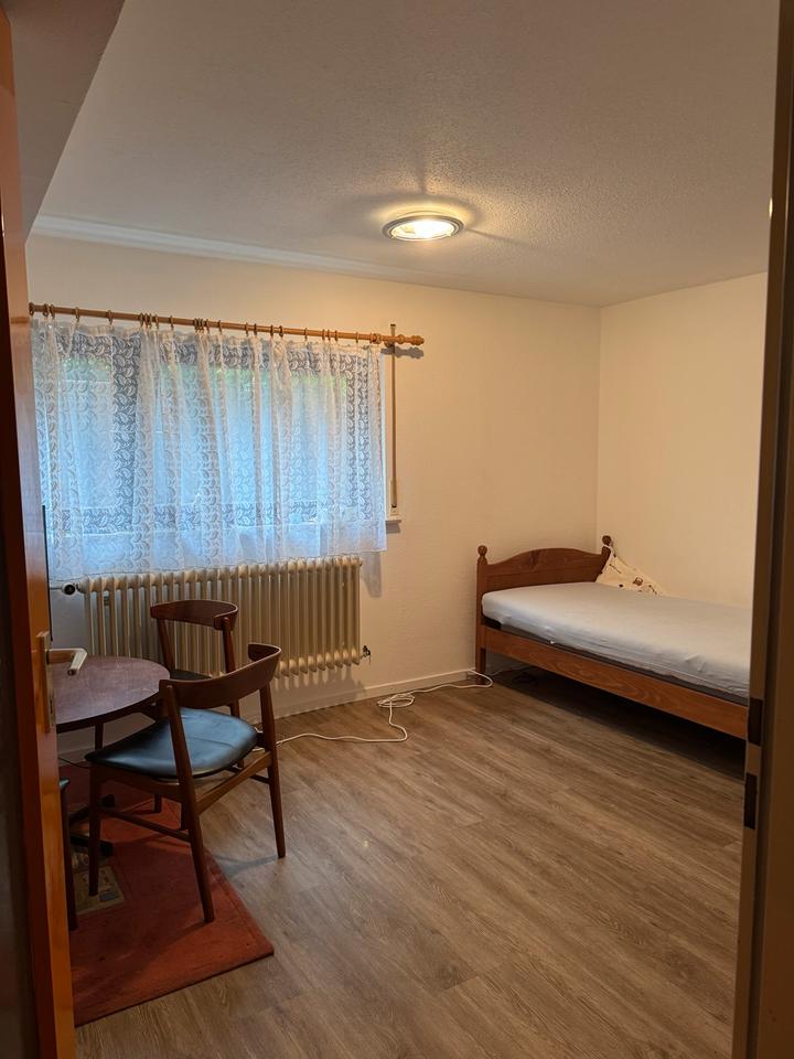 Thumbnail-Möbliertes Zimmer mit seperater Küche und separatem Bad