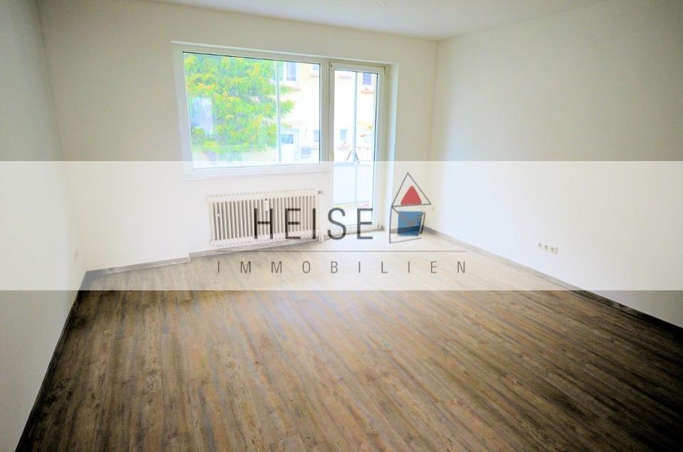 Thumbnail-Sanierte 3-Zimmer-Mietwohnung mit Balkon - Erdgeschoss - stadtnahe Wohnlage