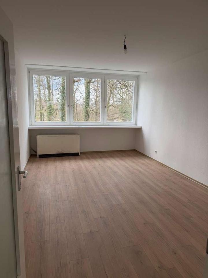 Thumbnail-[VAC-18555] Frisch renovierte 2-Zimmer Wohnung mit Balkon