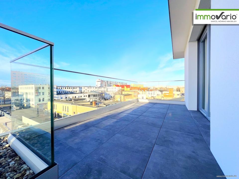 Thumbnail-3-Raum-Wohnung mit Tageslichtbad, Wanne & Dusche, Aufzug, Fußbodenheizung, Balkon & großer Terrasse