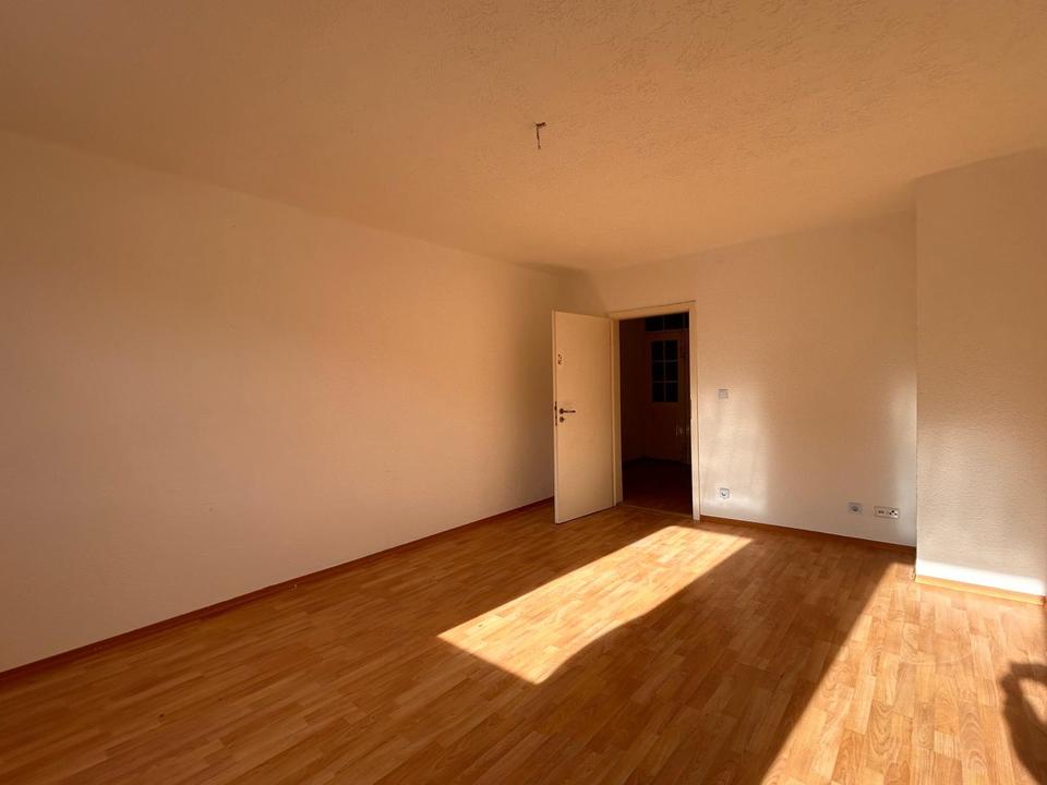 Thumbnail-Helle 2 Zimmer Dachgeschosswohnung