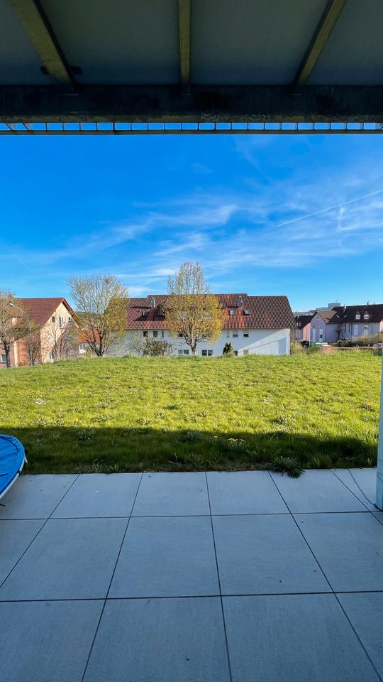 Thumbnail-Moderne 3-Zimmer Wohnung mit großer Terrasse, EBK & 2 Stellplätze