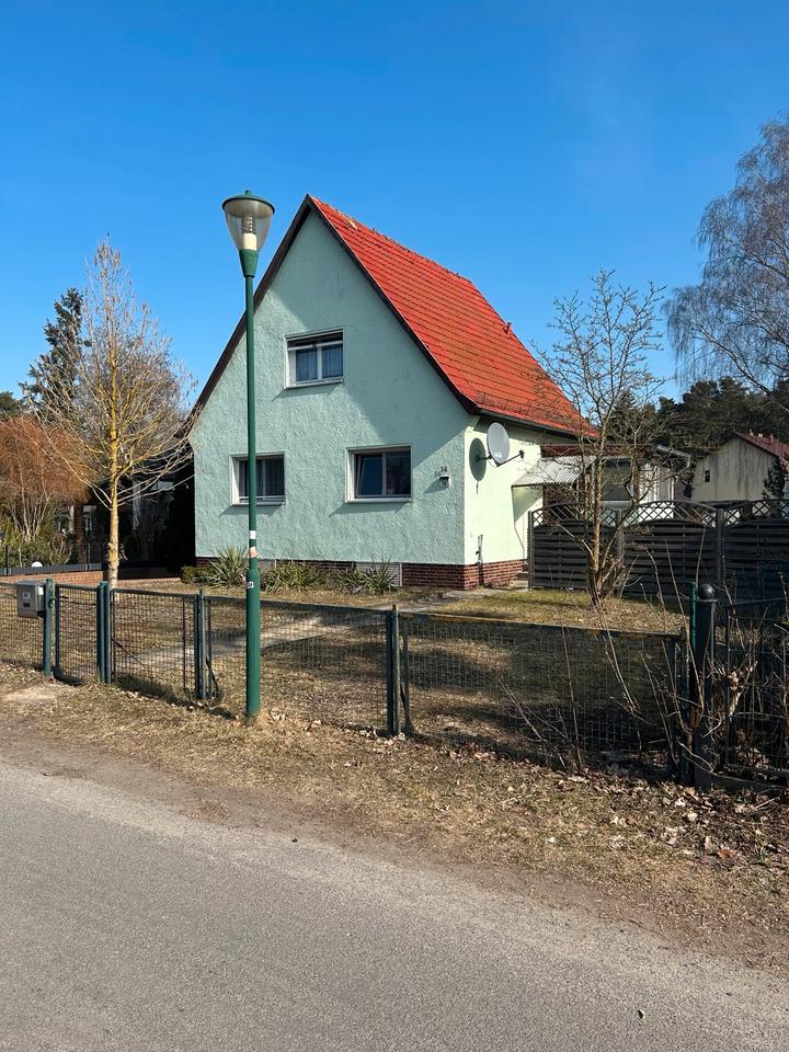 Thumbnail-Eigenheim mit großem Garten