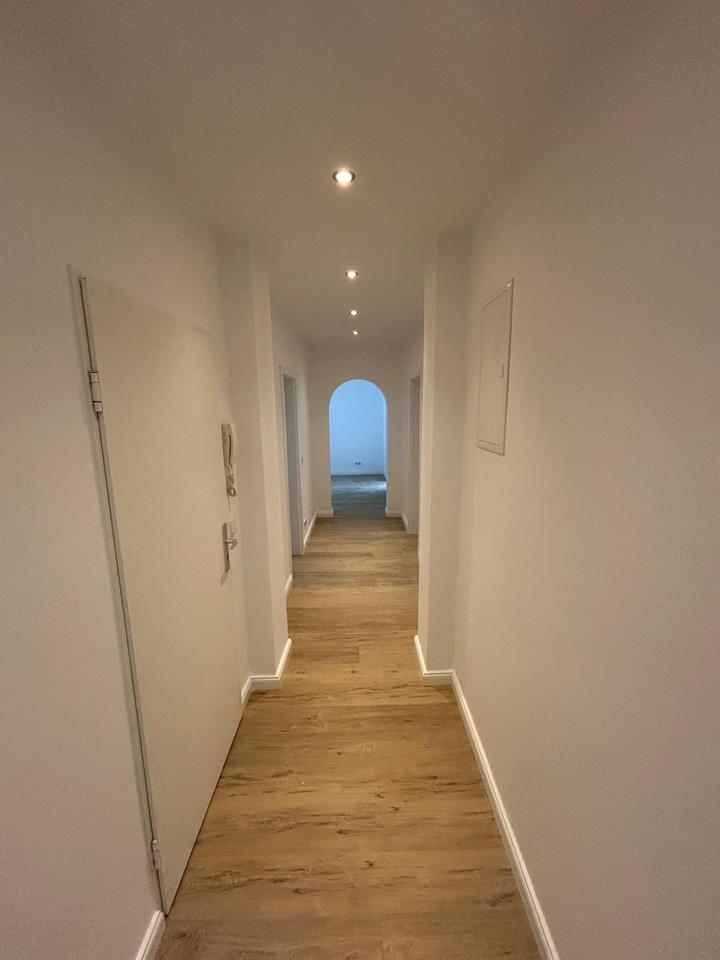 Thumbnail-**Kernsaniertes WG-Zimmer mit Einbauküche und Balkon in Wuppertal**