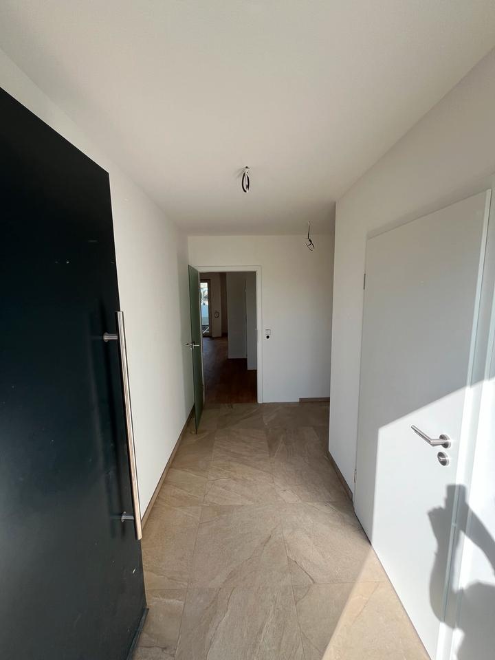 Thumbnail-Erstbezug 4 Zimmer Doppelhaushälfte-Neuenstadt am Kocher