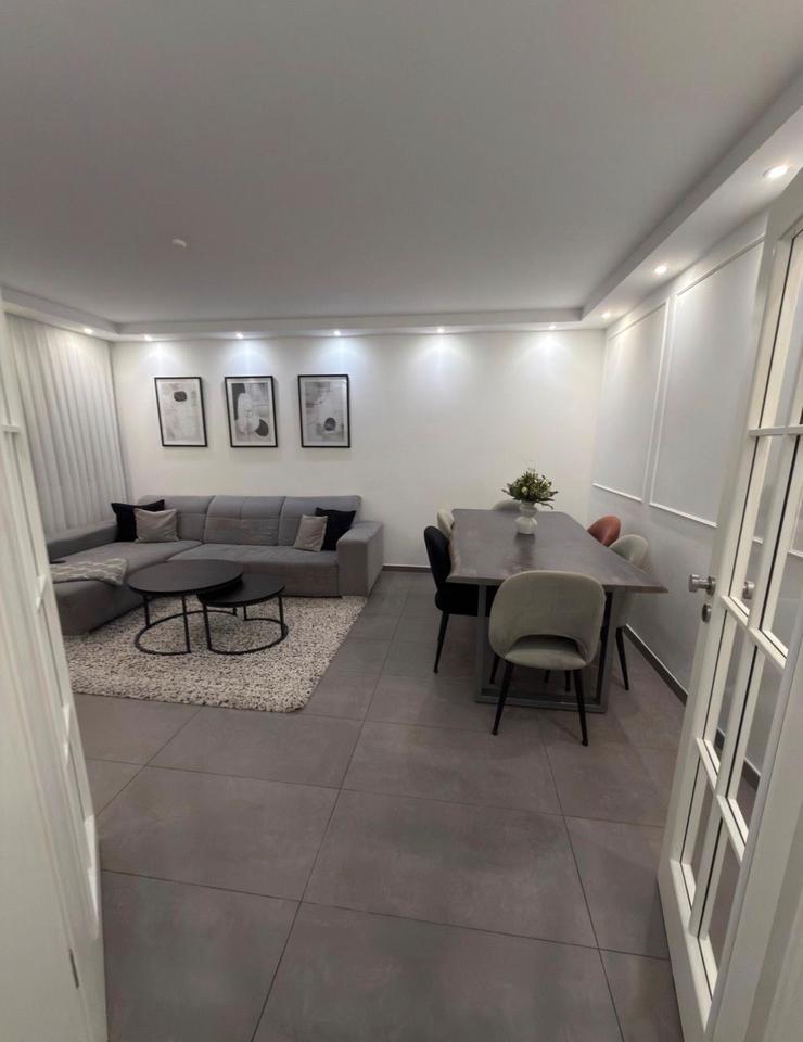 Thumbnail-Provisionsfrei! Modernisierte 4,5 Zimmer Eigentumswohnung