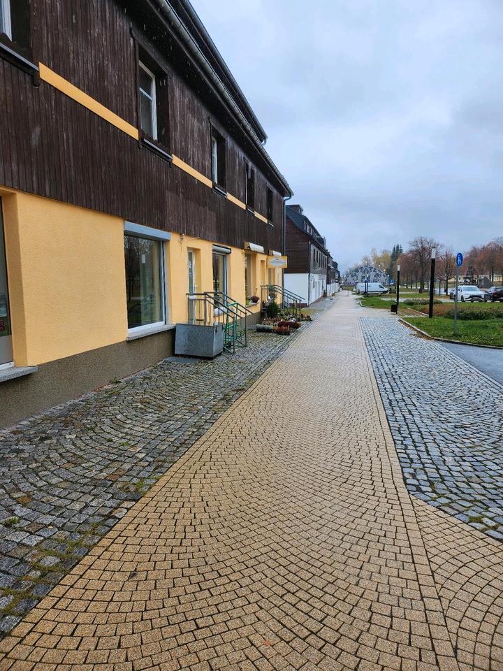 Thumbnail-Zu Vermieten EinzelhandelBuchhandlungTattoostudio...- 580€ mtl