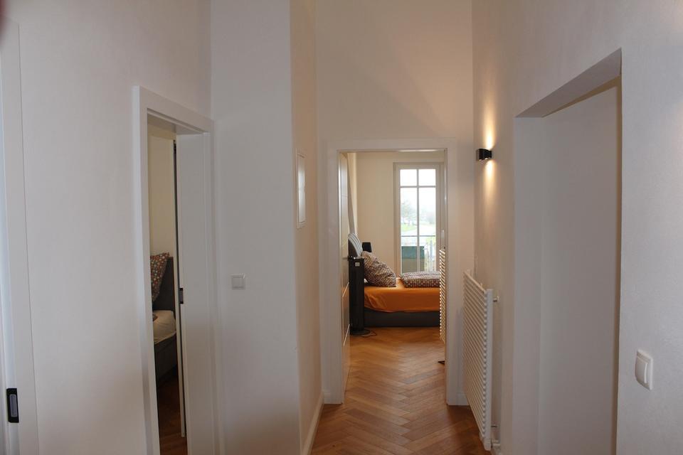 Thumbnail-helles Dachgeschoß - erreichbar mit dem Aufzug - möbliert in bester Lage in Deidesheim