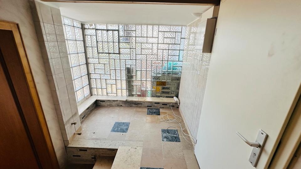 Thumbnail-3 Zimmer Wohnung mit Küche, Bad, WC und Flur ca. 65qm