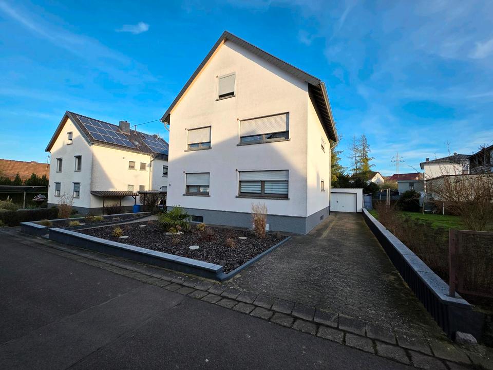 Thumbnail-Freistehendes Mehrgenerationenhaus in ruhiger Lage in Völklingen