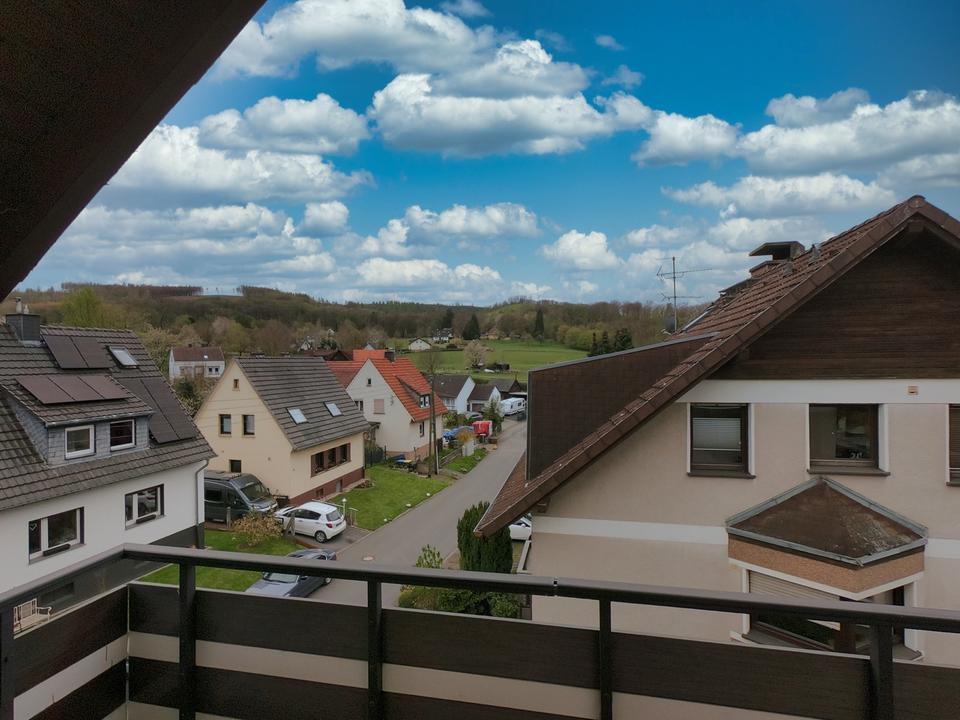 Thumbnail-Helle 2-Zimmer-Wohnung mit großem Südbalkon & Stellplatz