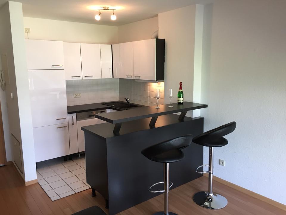 Thumbnail-Schickes vollmöbliertes Single-Appartement mit Balkon und Küche