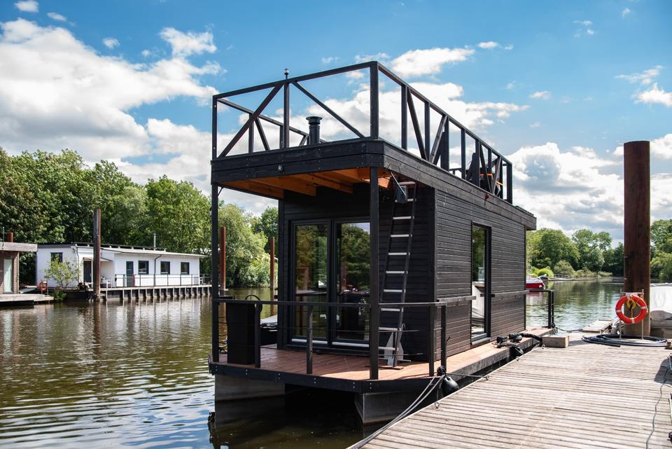 Thumbnail-Hausboot mieten in Hamburg - Tiny Houseboat Likedeeler