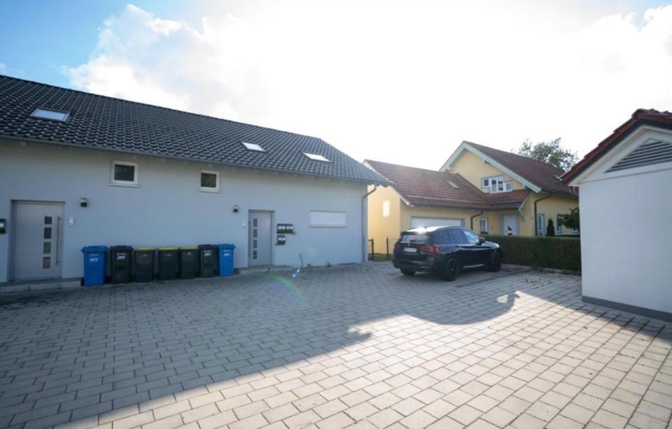 Thumbnail-3 Zimmer Wohnung Balkon Stellplatz Keller Moosthenning 84164