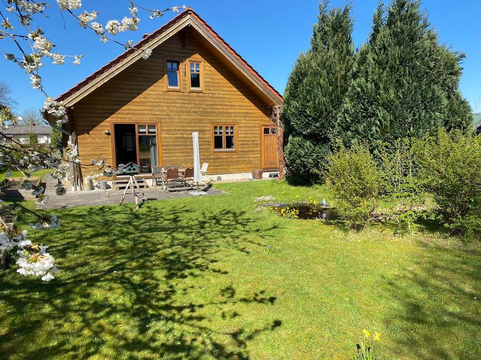 Thumbnail-Behaglich wohnen im Blockhaus, gestalten im Garten, in Ortsmitte