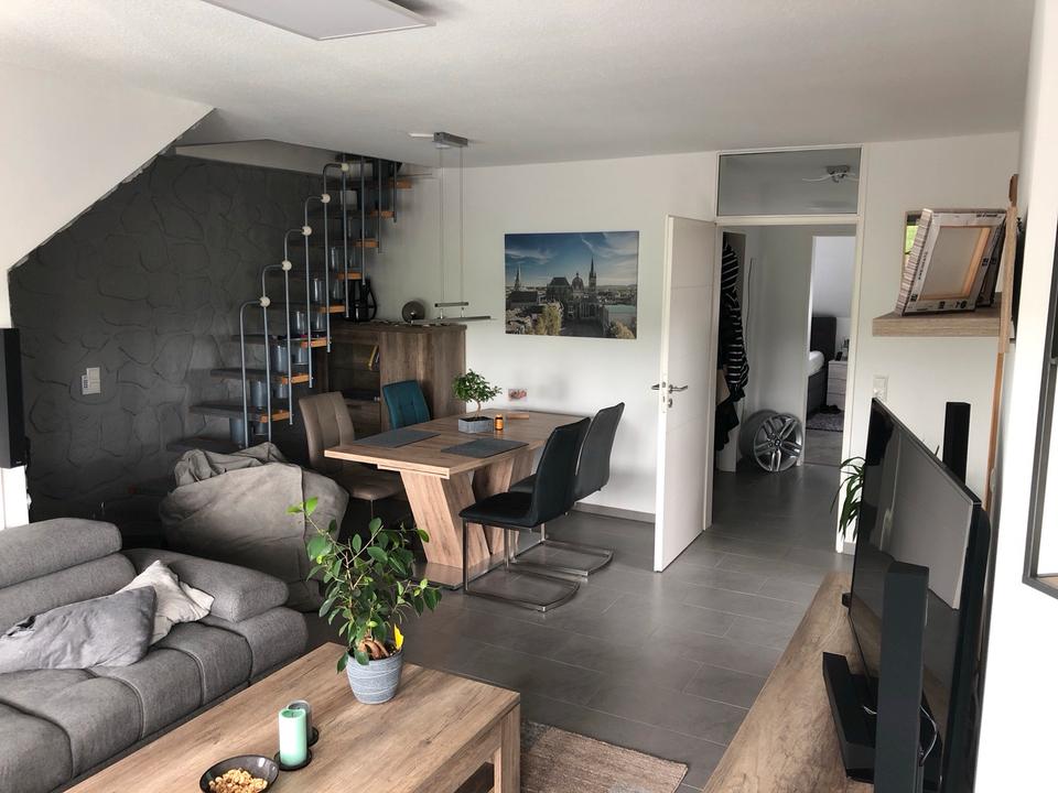 Thumbnail-Mietwohnung 2,5 Zimmer Waldblick, Balkon