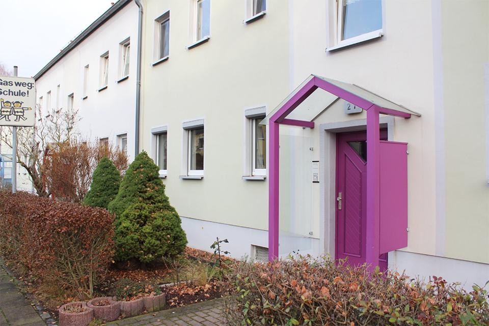 Thumbnail-gemütliche, kleine 2-Raum Wohnung mit Stellplatz zu vermieten