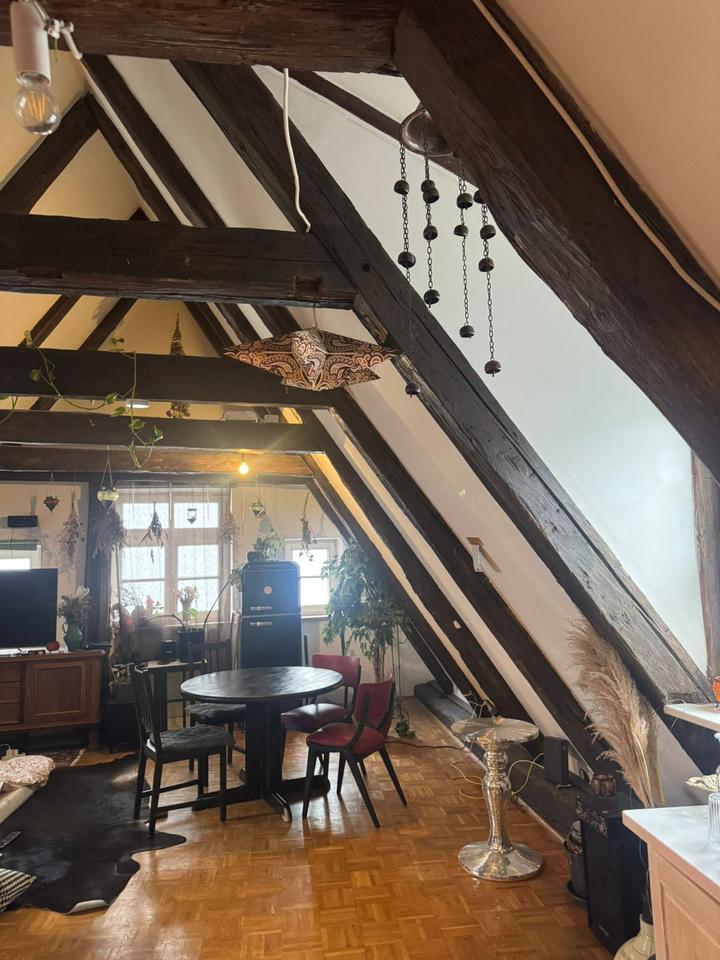 Thumbnail-Wunderschöne Dachgeschosswohnung in der Innenstadt (3,5 Zimmer)