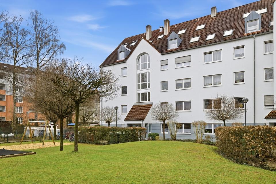 Thumbnail-Traumhafte 3-Zimmer-Maisonette-Wohnung mit großer Loggia in Augsburg-Pfersee