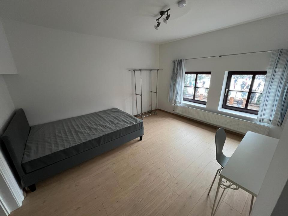 Thumbnail--Hochwertig und neuwertig modernisiertes WG Zimmer-