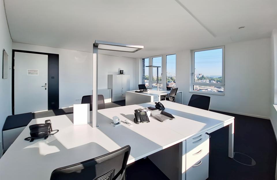 Thumbnail-Privater Büroraum für 5 Person in Regus Hafen Süderelbe