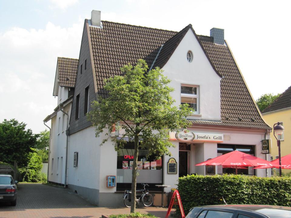 Thumbnail-Gepflegte 2,5-Zimmer Dachgeschosswohnung in Voerde (Niederrhein)