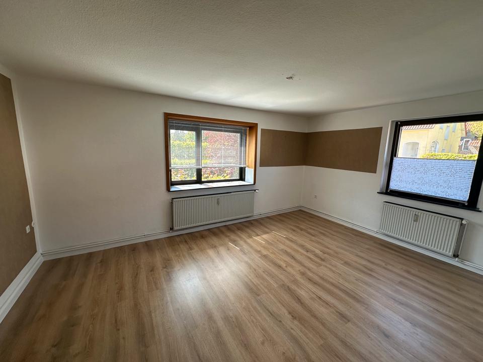 Thumbnail-Renovierte Wohnung - mit Garten- mitten in Schwarmstedt