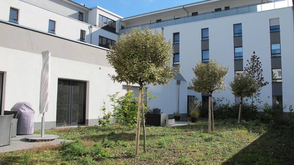 Thumbnail-Modernes 1-Raum-Apartment mit Terrasse – im Grünen