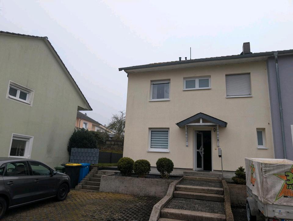 Thumbnail-Doppelhaushälfte