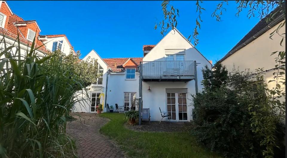 Thumbnail-72qm-Dachgeschosswohnung in Hochheim-Massenheim