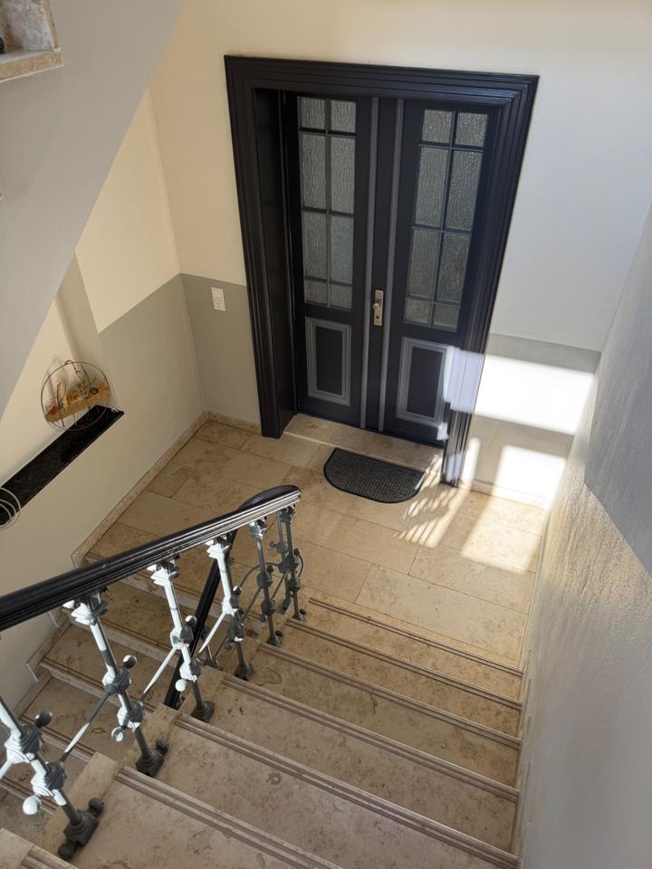 Thumbnail-Moderne 4-Raumwohnung im Altbau mit EBK und Balkon