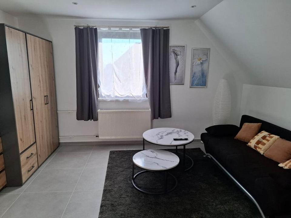 Thumbnail-MÖBILIERTE FRISCH MODERNISIERTE 2 ZIMMER WOHNUNG IN WOLFSBURG