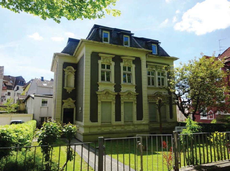 Thumbnail-DIESE WOHNUNG HAT STIL! 3 ZIMMER ALTBAUWOHNUNG IN JUGENDSTILVILLA