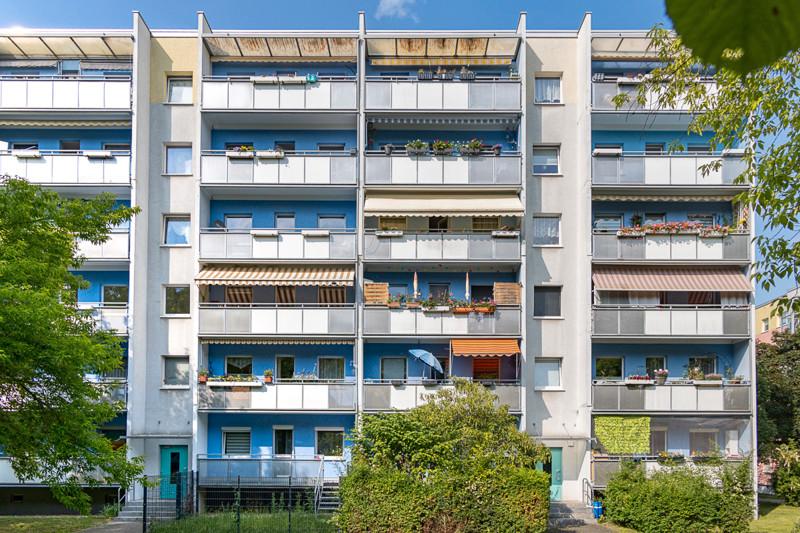 Thumbnail-Wir sanieren: 3-Zimmerwohnung mit BalkonTerrasse im Erdgeschoß!