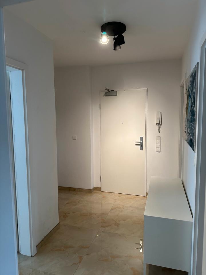 Thumbnail-Möbilierte Erdgeschosswohnung 2 Zi 60qm