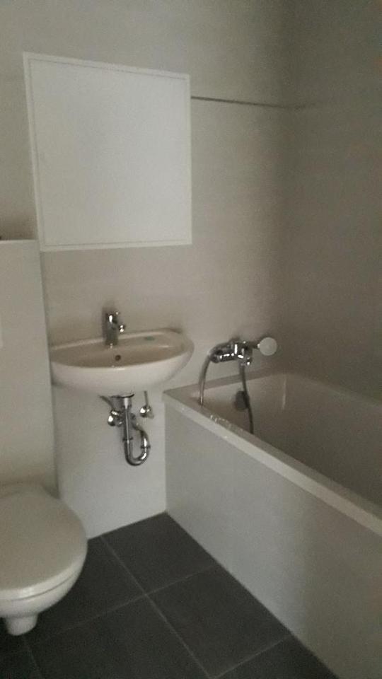 Thumbnail-2-Raum-Wohnung mit Südbalkon im 4. Geschoss zu vermieten